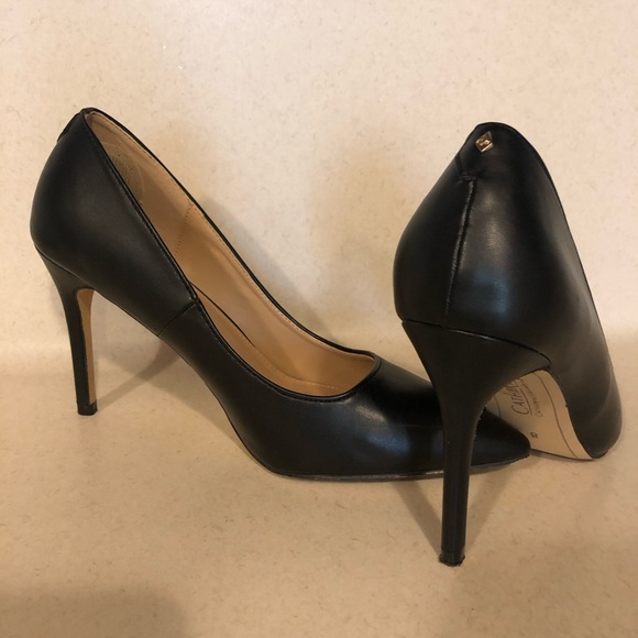 Women’s black heels shoes - Picture 4 of 5